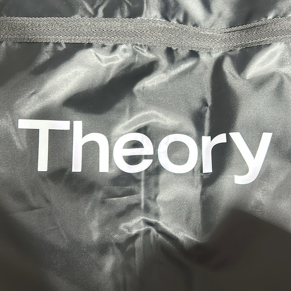 Theory trifold Nylon Garment bag, travel bag - Picture 5 of 5